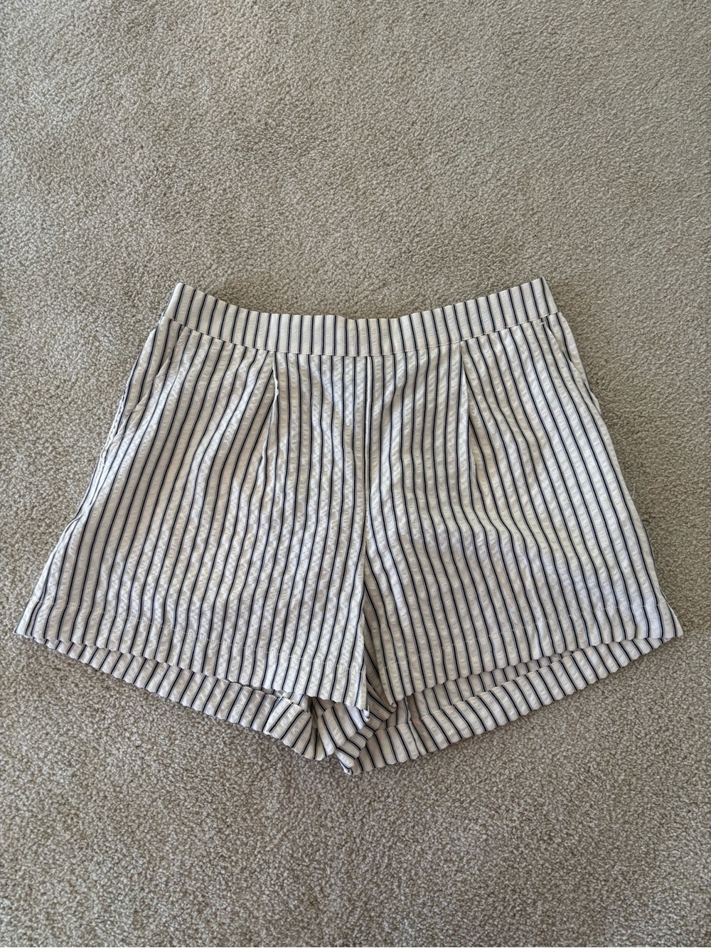 NWT! Pull on Twill Shorts - Cream Striped